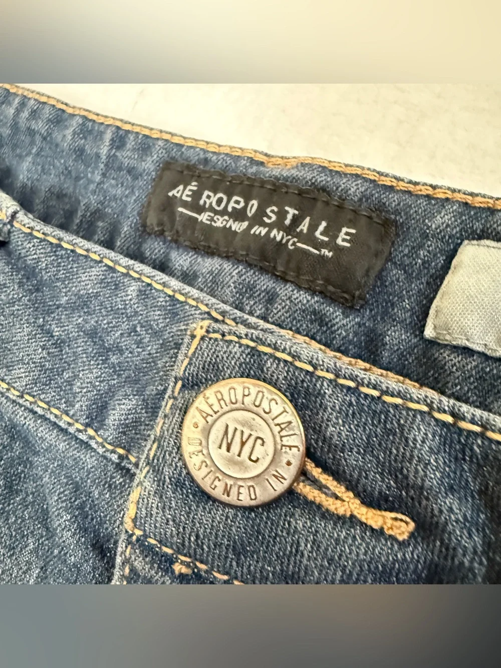 Aeropostale Midi Stretch Denim Shorts Sz 4